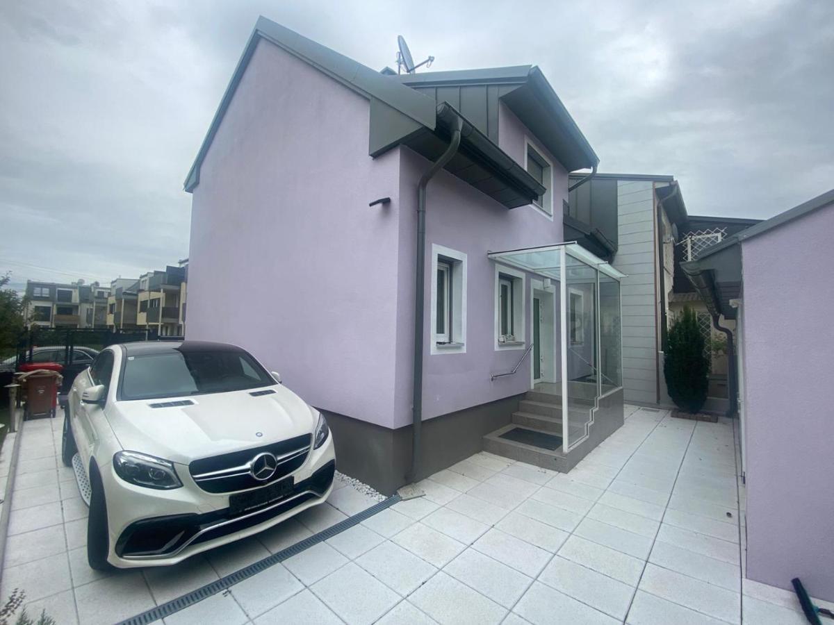 Einfamillienhaus Apartment Rustenfeld Exterior foto